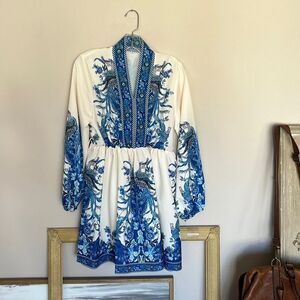 Women's long sleeve Midi dress flowy Floral Size M white blue oriental pattern